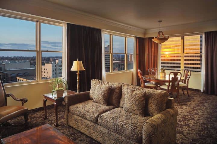 Room 20 of 91