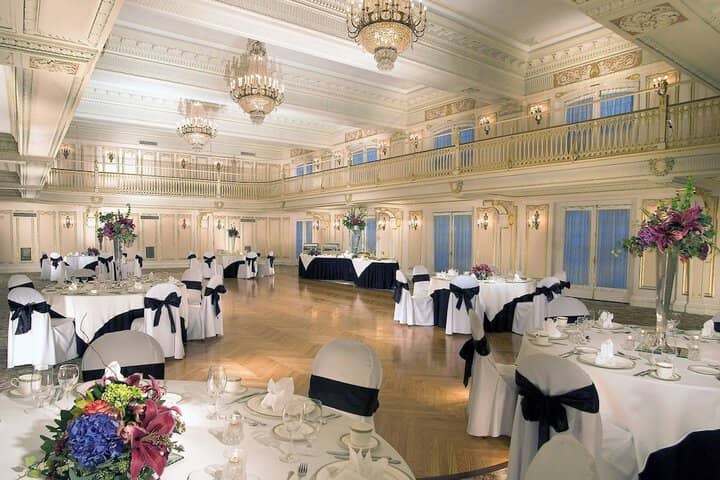 Ballroom/Hall 77 of 91